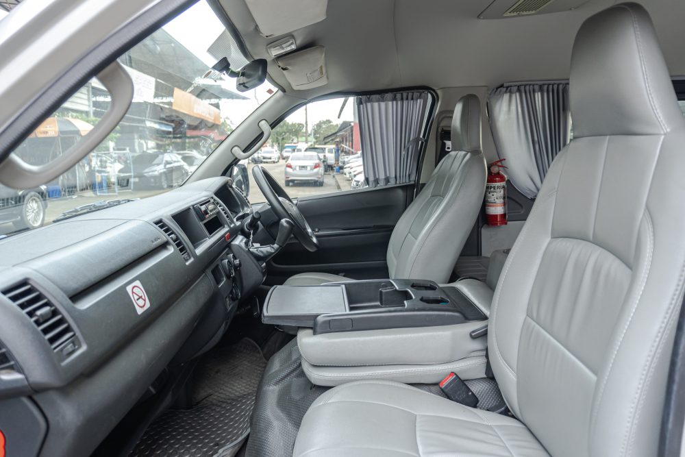 2017 TOYOTA COMMUTER 3.0 D4D [1P1846]