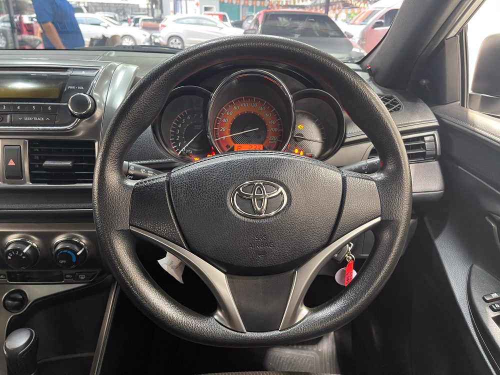 2015 TOYOTA YARIS 1.2 J [9P0737V]