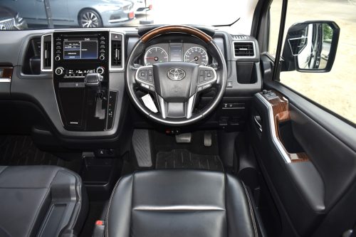 2021 TOYOTA MAJESTY 2.8 PREMIUM [1P1867V]