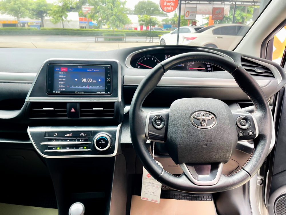 2019 TOYOTA SIENTA 1.5 V [9P0776]