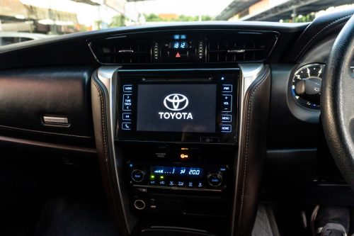 2018 TOYOTA FORTUNER 2.4 V [1P1828]