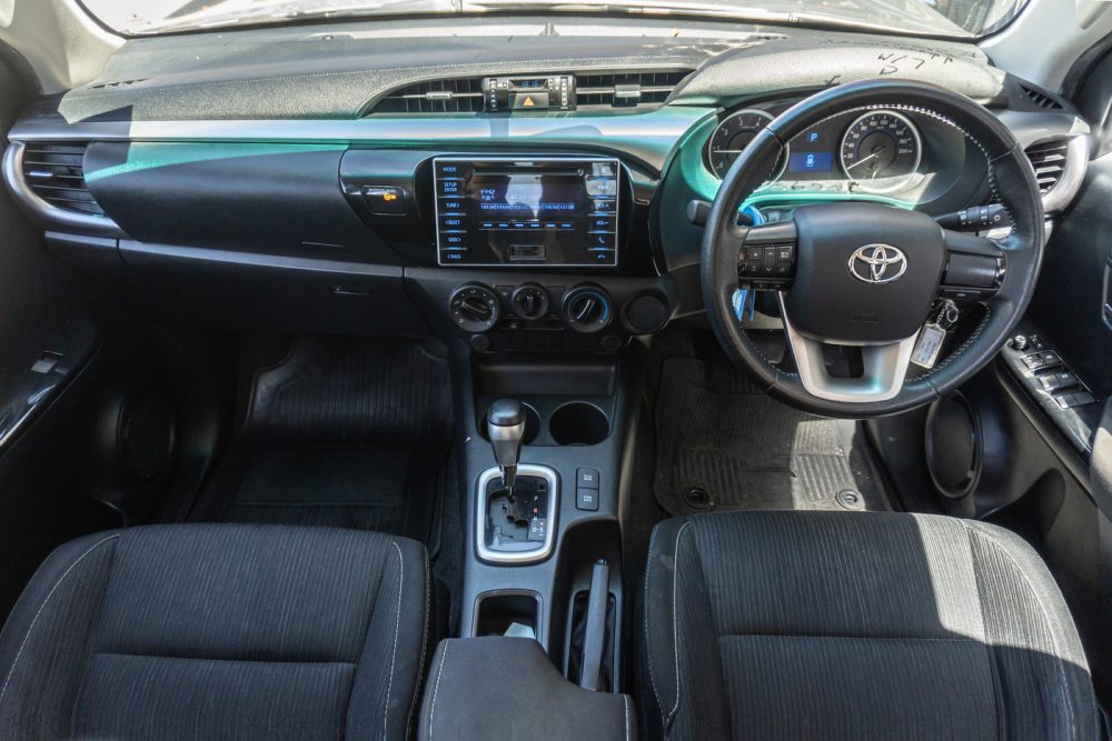 2019 TOYOTA HILUX REVO 2.4 E PRERUNNER [1P1789]