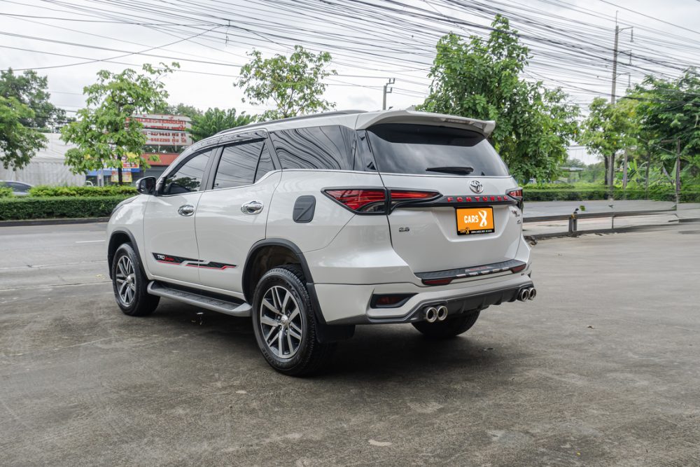 2019 TOYOTA FORTUNER 2.4 V [1P1876V]