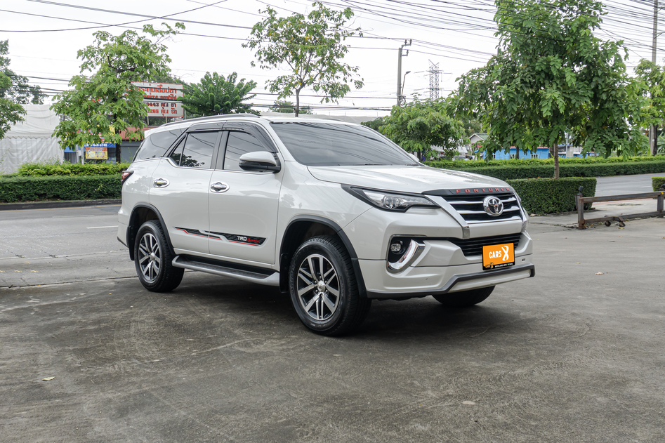 2019 TOYOTA FORTUNER 2.4 V [1P1876V]