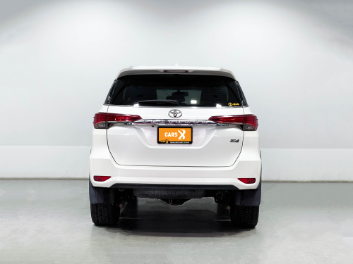 2019 Toyota FORTUNER 2.4 V 4WD [1P2011]