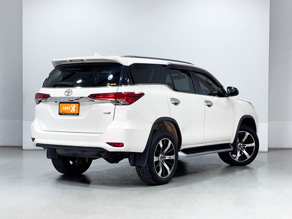 2019 Toyota FORTUNER 2.4 V 4WD [1P2011]