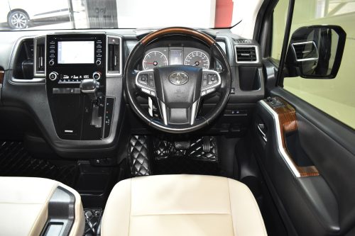 2020 Toyota MAJESTY 2.8 GRANDE [1P1871V]