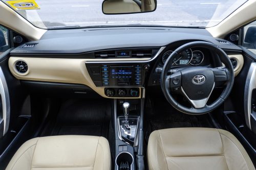 2019 Toyota COROLLA ALTIS 1.6 G [9P0775]