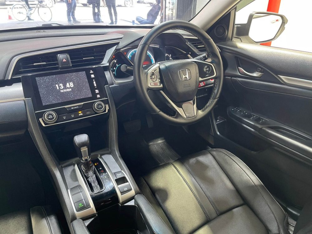 2016 HONDA CIVIC 1.8 EL [1P1885V]