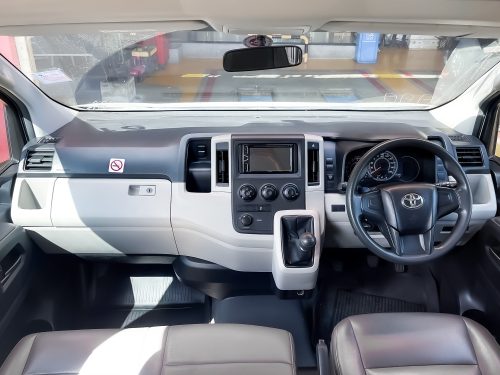 2019 TOYOTA COMMUTER 2.8 [1P2063]