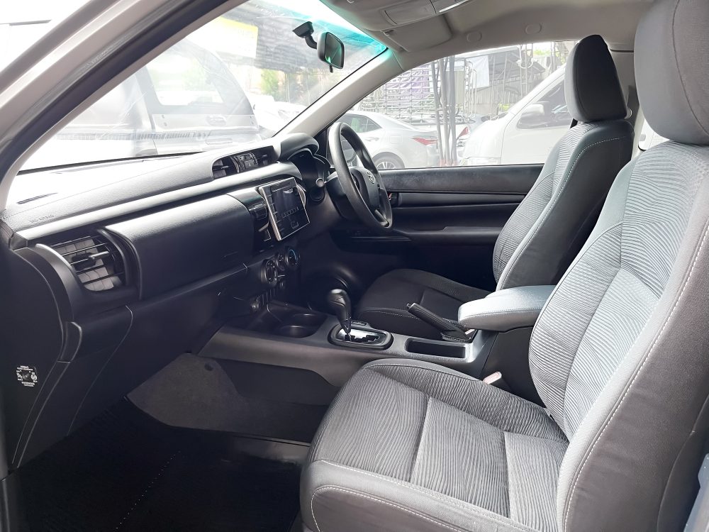 2019 TOYOTA HILUX REVO 2.4 J PLUS [1P1978]