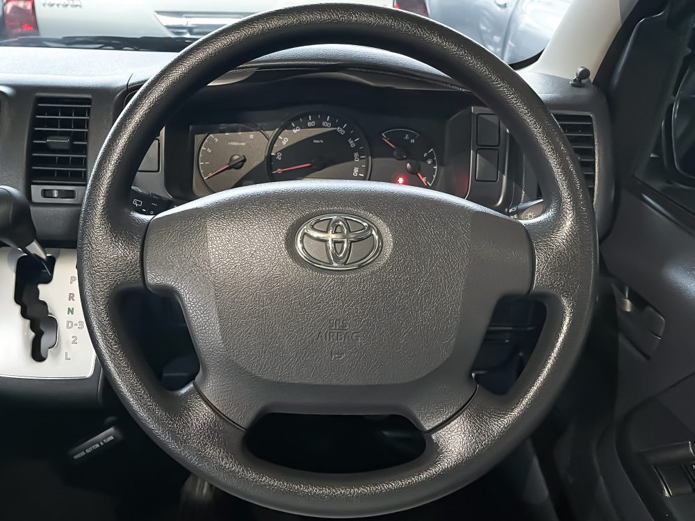 2018 TOYOTA COMMUTER 3.0 D4D [1P1995]*