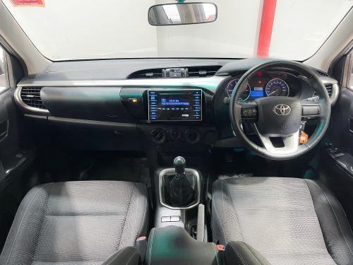 2018 TOYOTA HILUX REVO 2.4 E [1P2013]