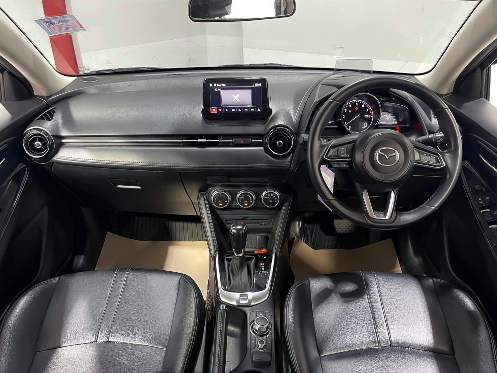 2018 MAZDA 2 1.3 HIGH CONNECT [1P2004V]