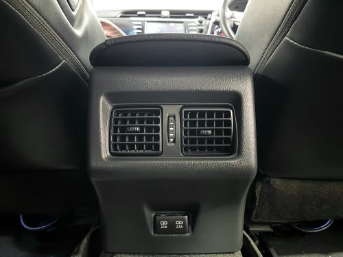 2019 TOYOTA CAMRY 2.0 G [1P2040]*