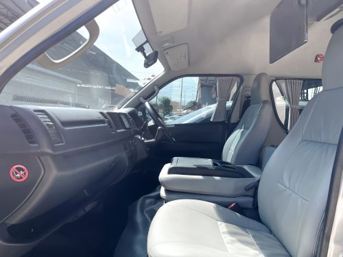 2019 TOYOTA COMMUTER 3.0 D4D [ 1P2050 ]