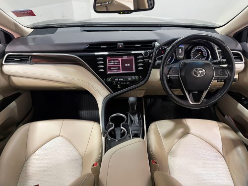 2019 TOYOTA CAMRY 2.0 G [1P2041]