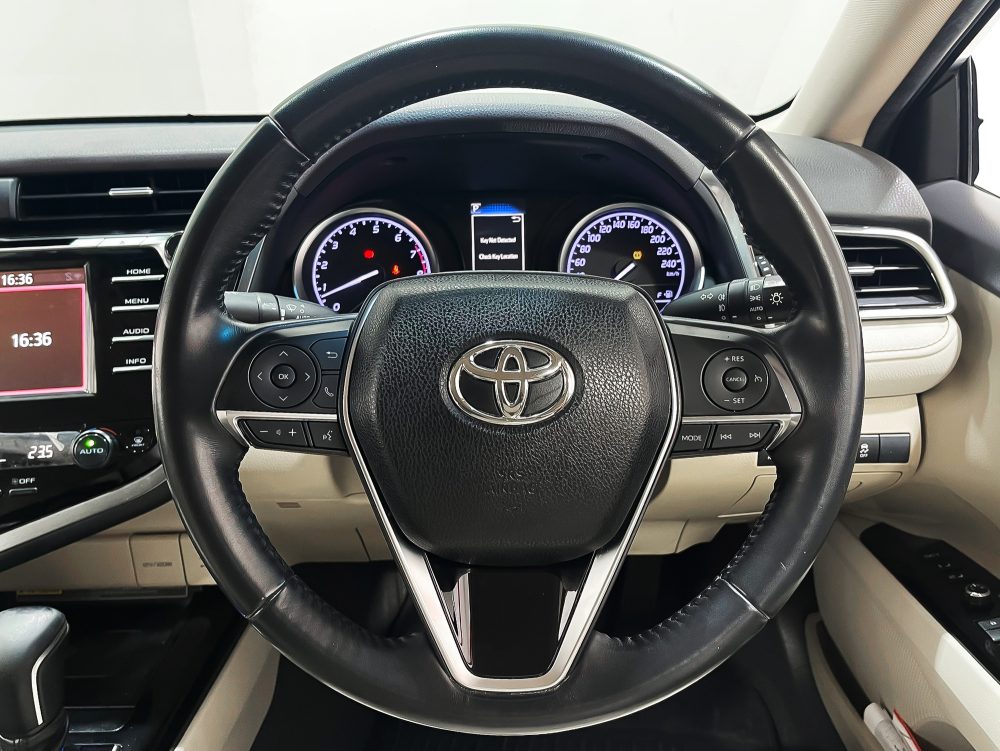 2019 TOYOTA CAMRY 2.0 G [1P2041]