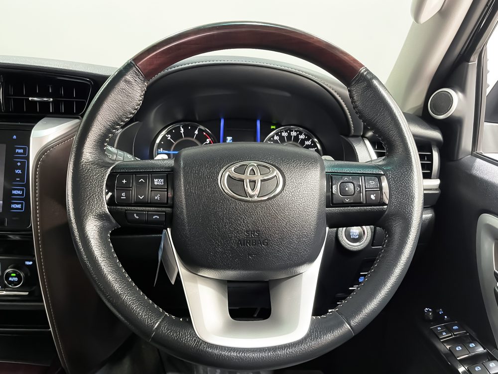 2019 TOYOTA FORTUNER 2.4 V [1P1914]