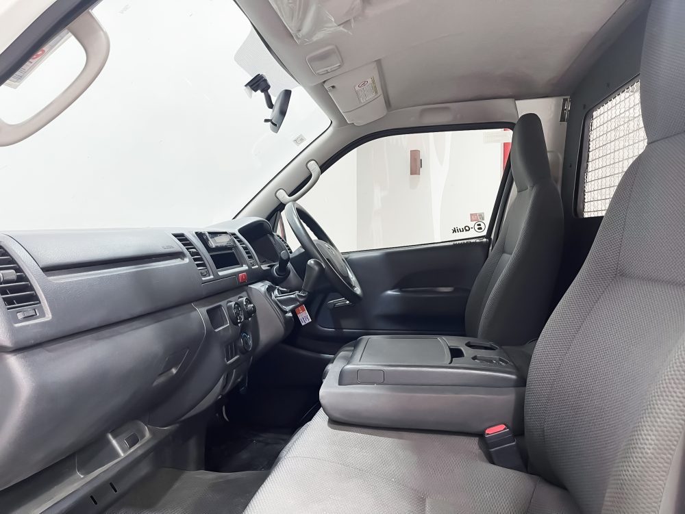 2019 TOYOTA HIACE 3.0 ECONOMY [1P2107]