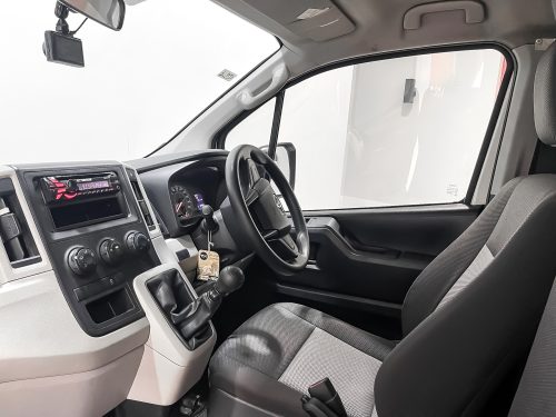 2020 TOYOTA HIACE 2.8 ECO PANEL [1P2108]