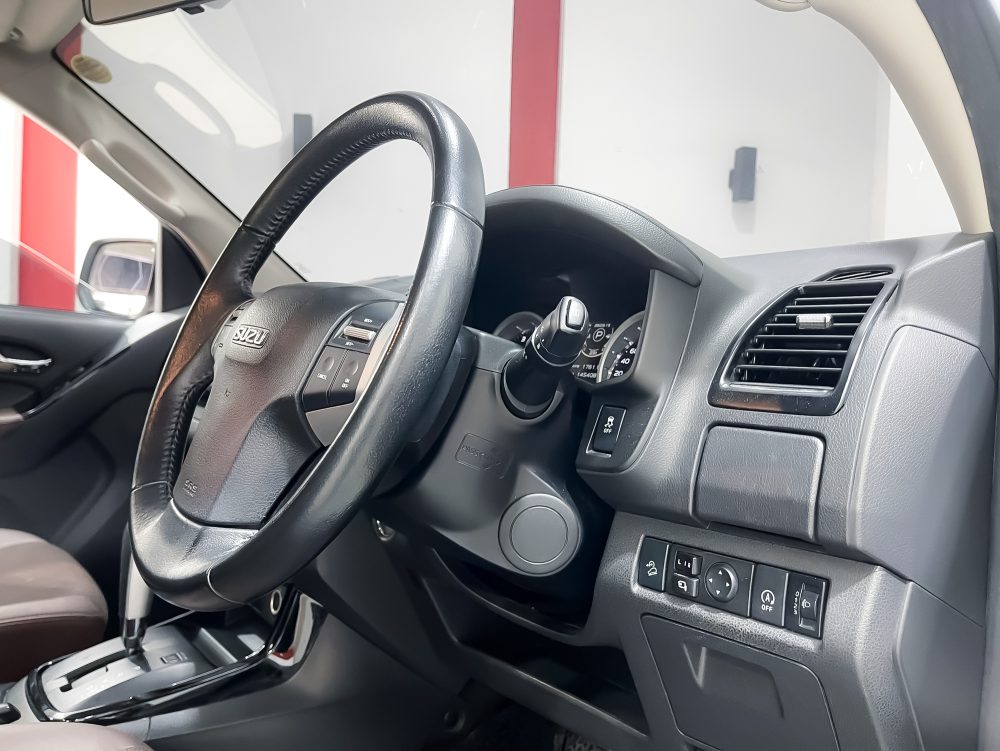 2019 ISUZU D-MAX 3.0 Z-PRESTIGE HI-LANDER [1P2102]