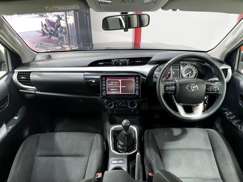 2020 TOYOTA HILUX REVO 2.4 MID PRERUNNER [1P2054]