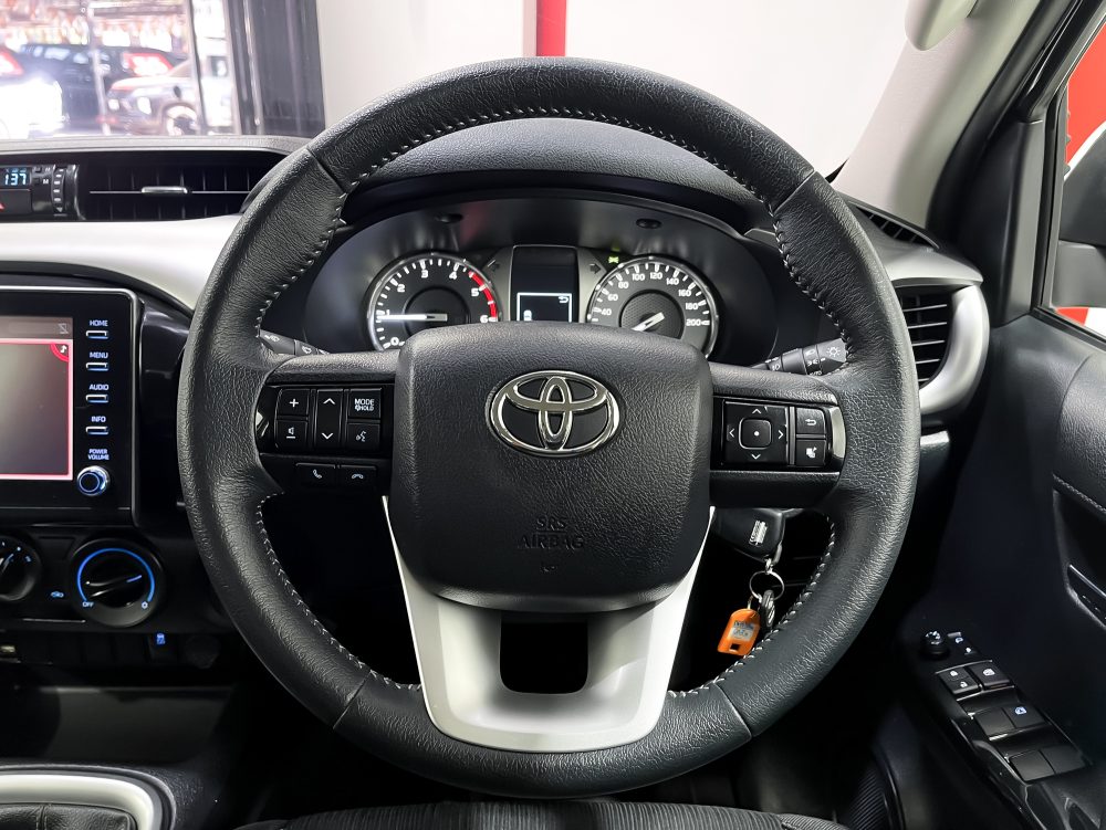 2020 TOYOTA HILUX REVO 2.4 MID PRERUNNER [1P2054]