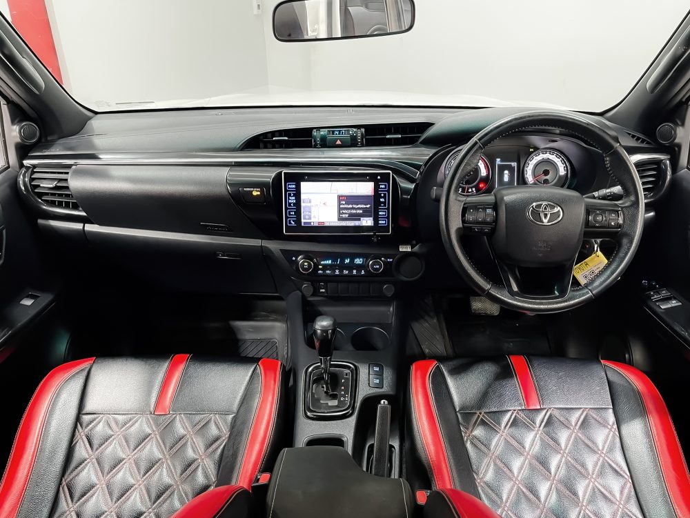 2020 TOYOTA HILUX REVO 2.4 G ROCCO PRERUNNER [1P2128]