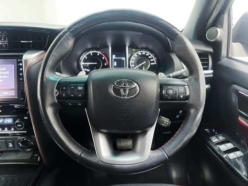 2020 TOYOTA FORTUNER 2.4 LEGENDER 4WD [1P2124]