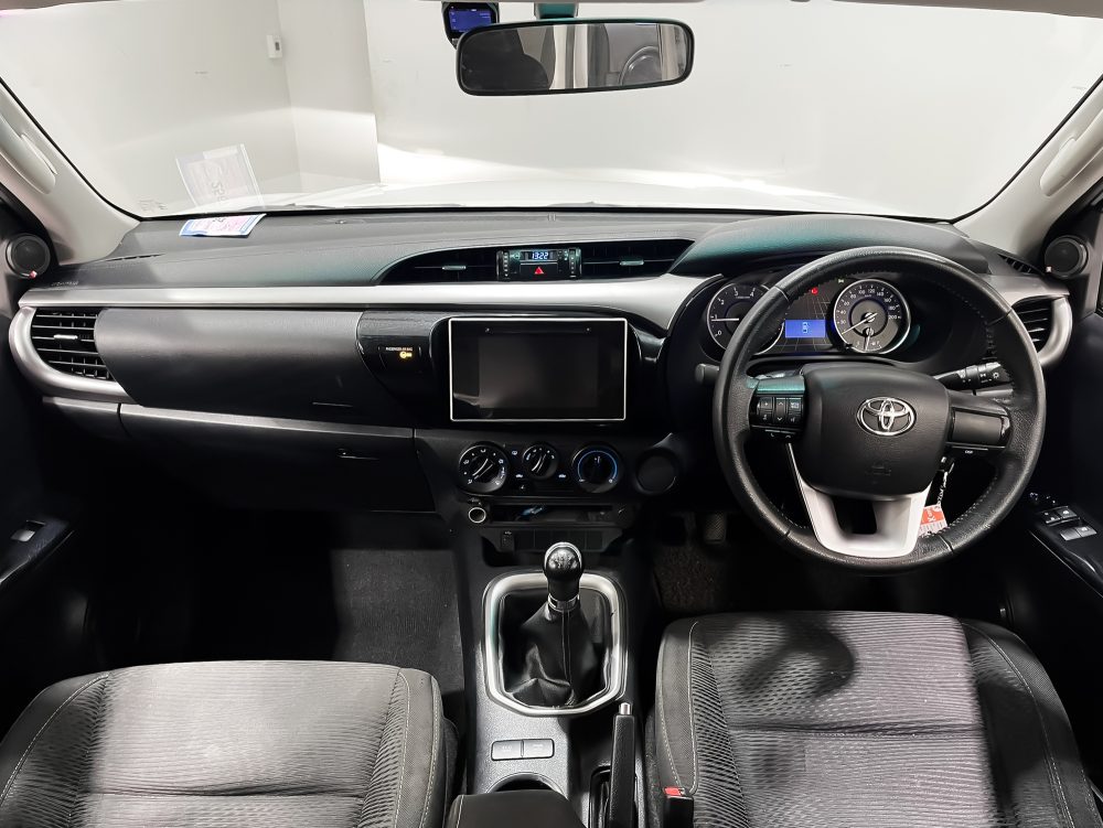 2019 TOYOTA HILUX REVO 2.4 E PLUS PRERUNNER [1P2243]