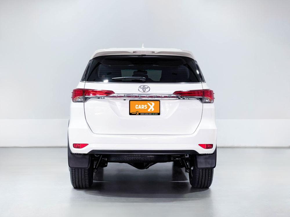 2019 TOYOTA FORTUNER 2.4 V [9P0812]