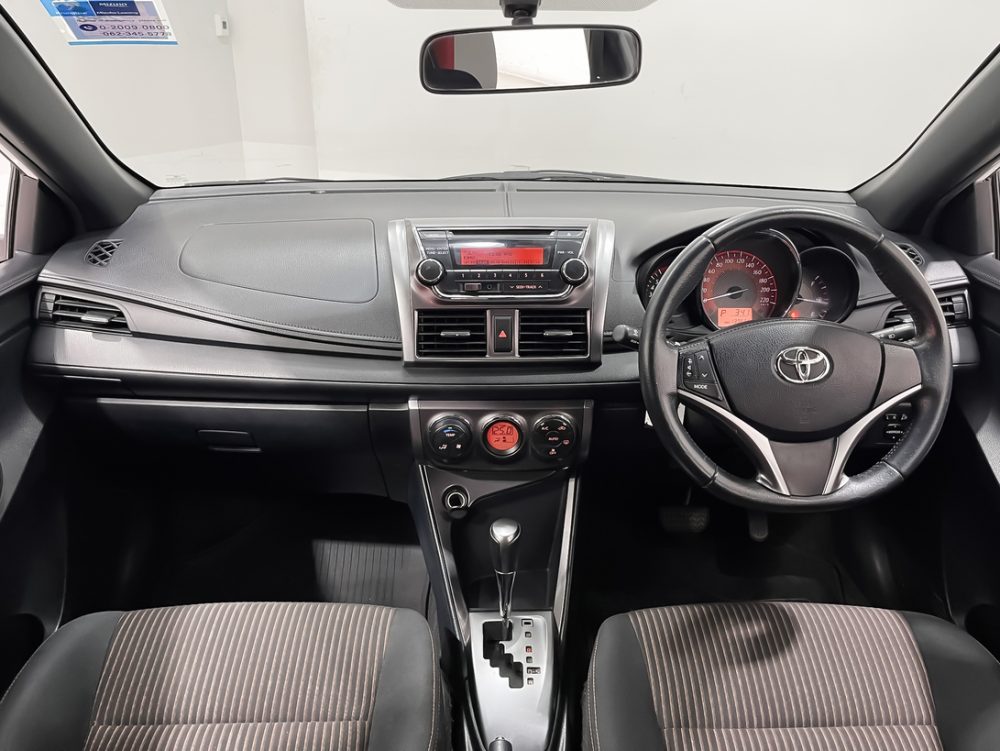 2017 TOYOTA YARIS 1.2 G [9P0814]