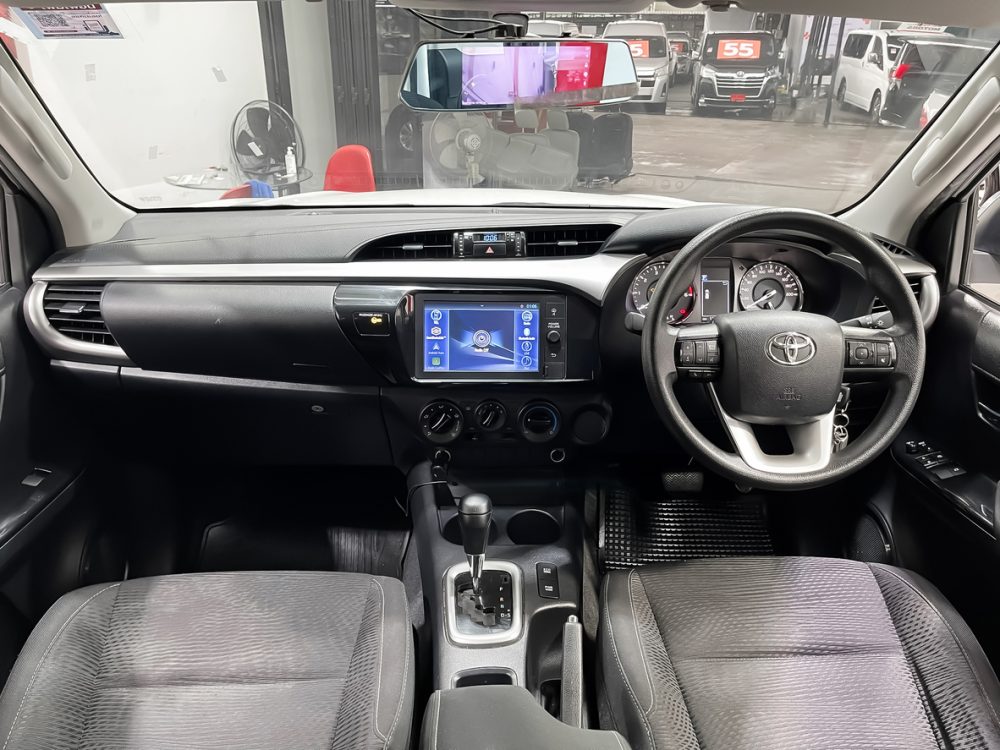 2020 TOYOTA HILUX REVO 2.4 ENTRY PRERUNNER [1P2266]*