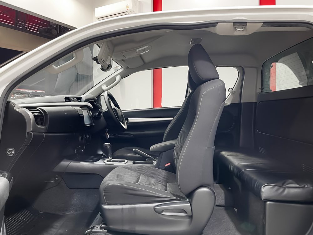 2020 TOYOTA HILUX REVO 2.4 ENTRY PRERUNNER [1P2266]*