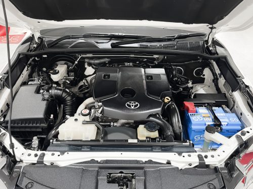 2019 TOYOTA FORTUNER 2.4 V [9P0812]