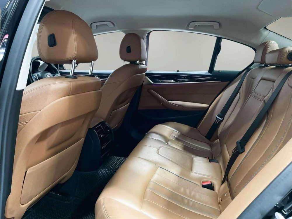 2020 BMW 530e 2.0 ELITE [1P2333]