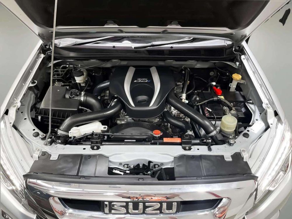 2018 ISUZU MU-X 3.0 DVD [1P2348]