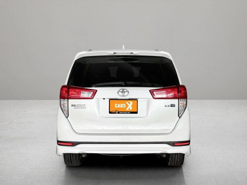 2017 TOYOTA INNOVA 2.8 CRYSTA V [1C0009]