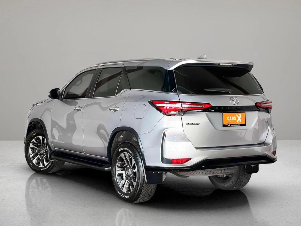 2022 TOYOTA FORTUNER 2.4 V LEADER 4WD [1P2439]