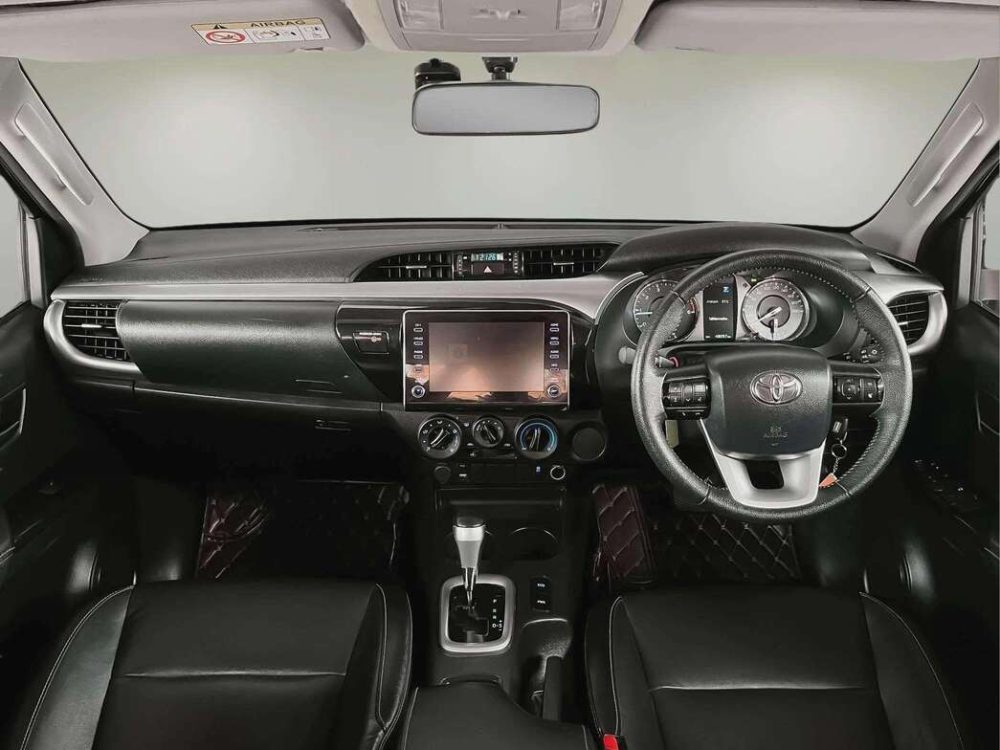 2022 TOYOTA REVO DOUBLECAB 2.4 PRERUNNER MID (MNC) [1P2438]