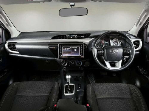 2020 TOYOTA HILUX REVO 2.4 MID PRERUNNER [1P2470V]