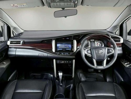 2017 TOYOTA INNOVA 2.8 CRYSTA V [1C0009]