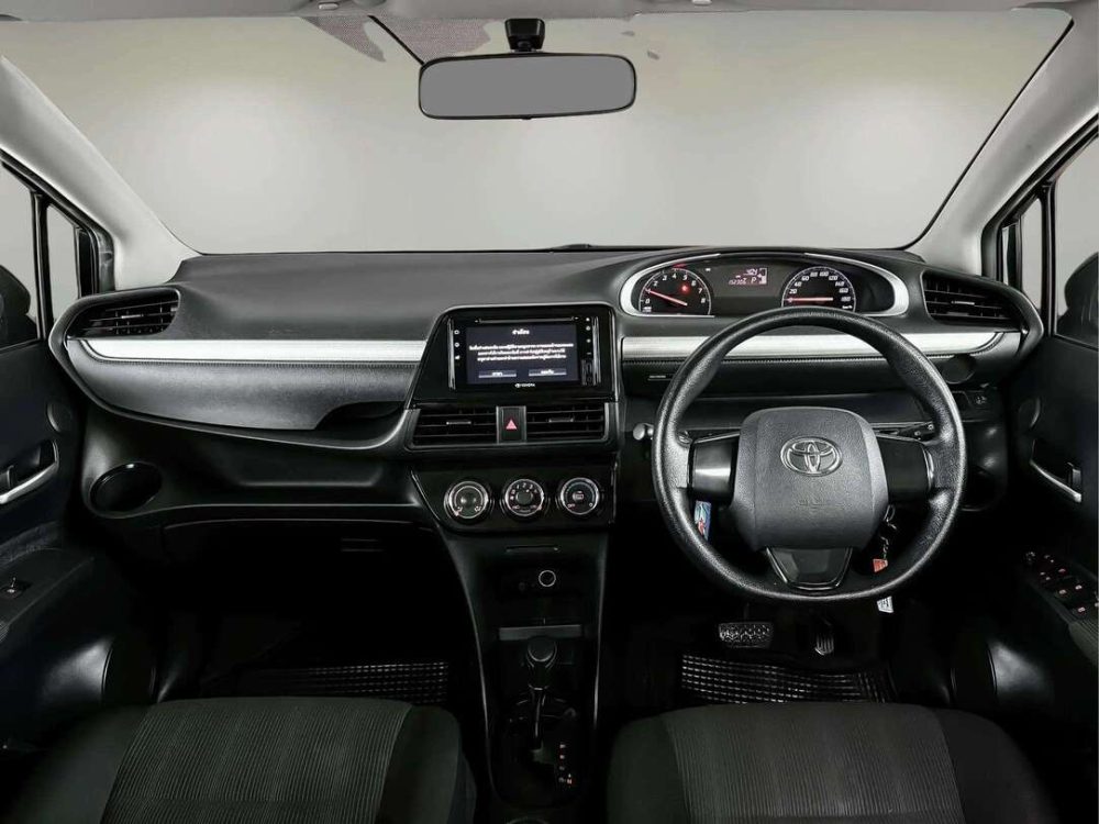 2021 TOYOTA SIENTA 1.5 G [1P2457]