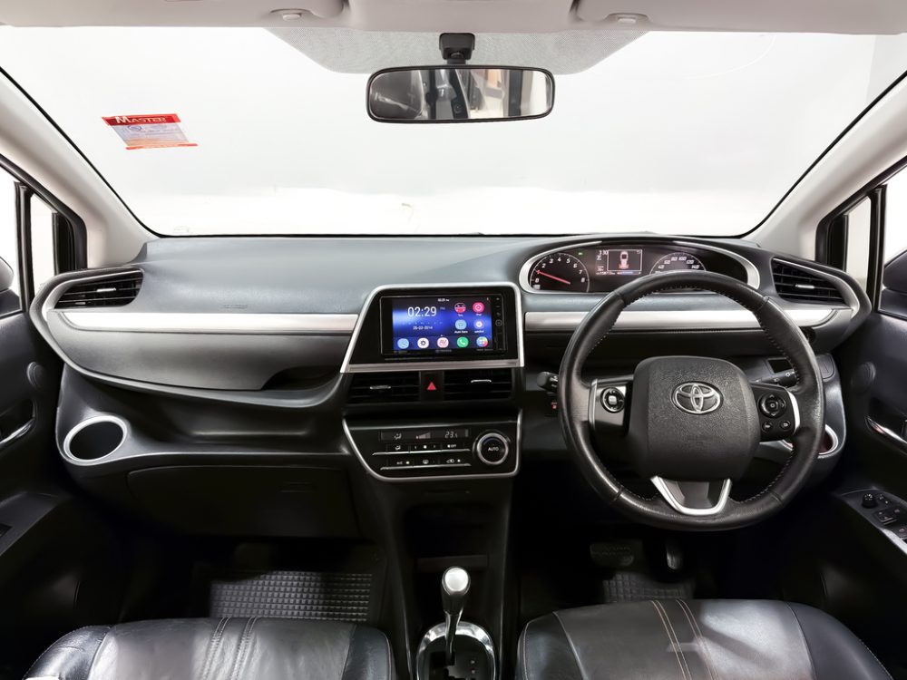 2019 TOYOTA SIENTA 1.5 V [1P2477]