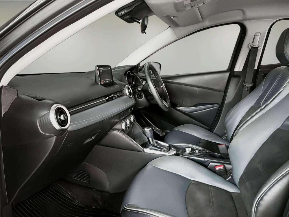 2020 MAZDA 2 1.3 S LEATHER [1P2431]