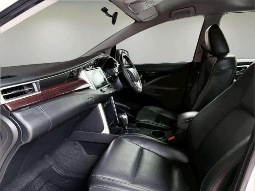 2017 TOYOTA INNOVA 2.8 CRYSTA V [1C0009]