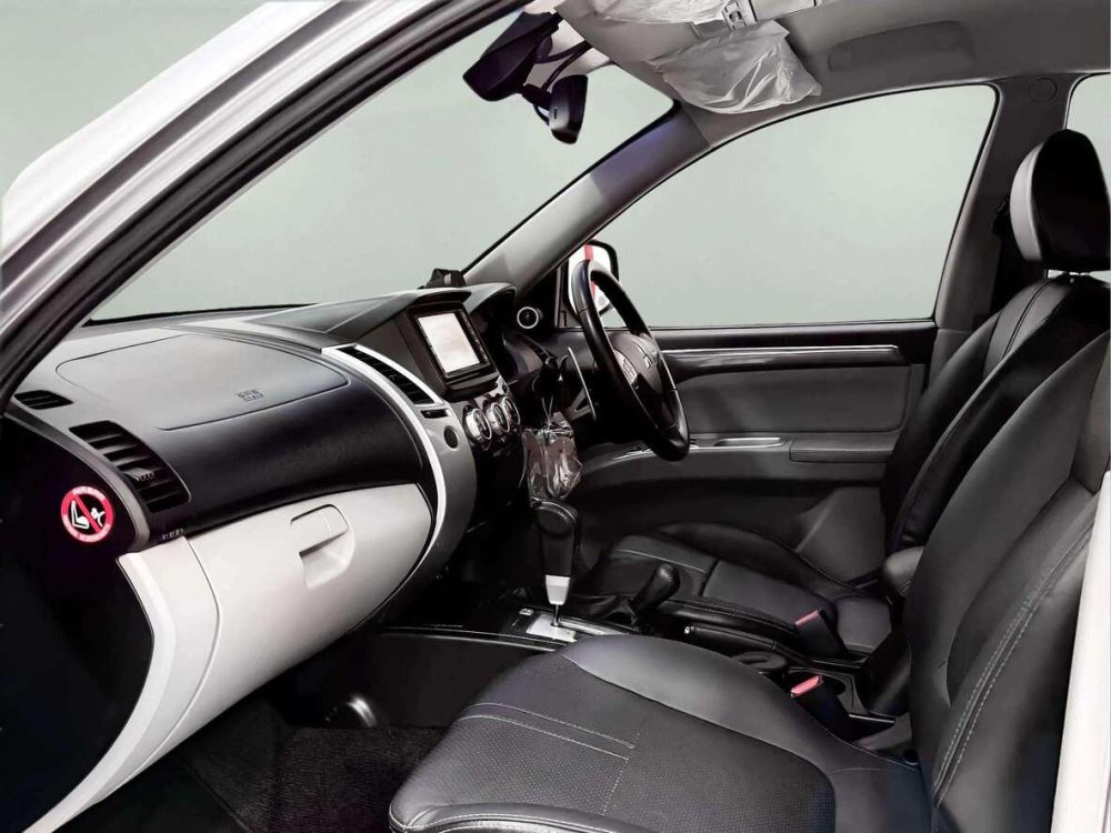 2015 MITSUBISHI PAJERO SPORT 2.5 GT 4WD  [1P2437]