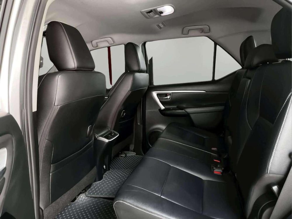 2021 TOYOTA FORTUNER 2.4 V 4WD [1P2433]