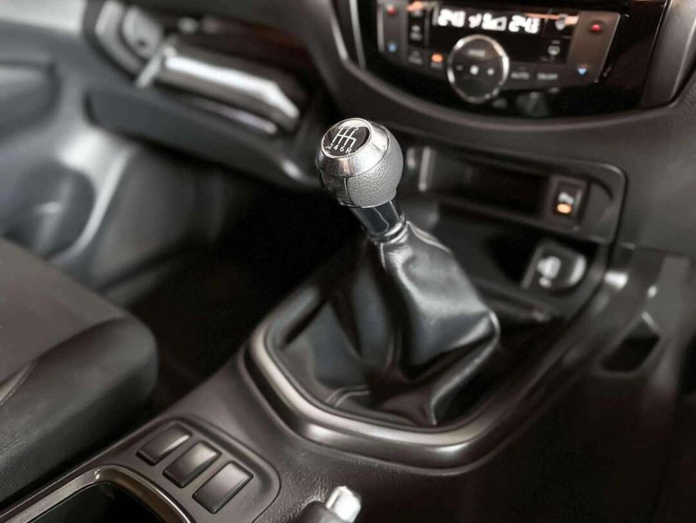 2023 NISSAN NAVARA 2.3 E BLACK EDITION CALIBRE [1C0011]
